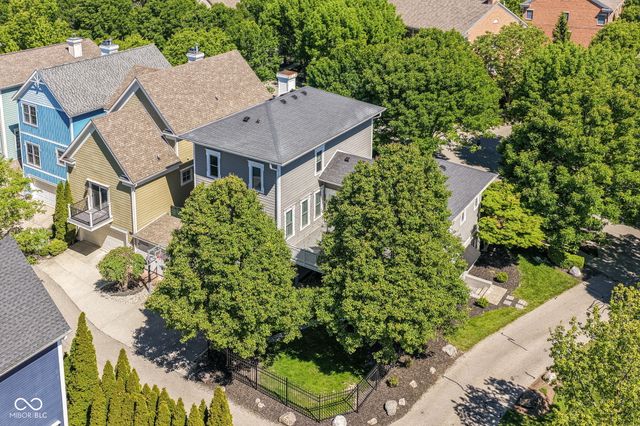 2003 Rhettsbury Street, Carmel, IN 46032