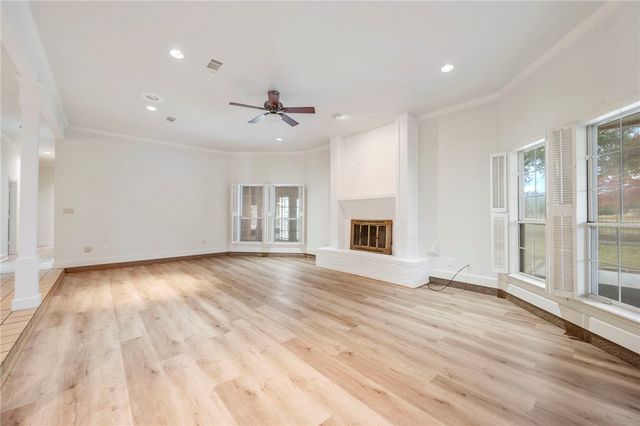 2354 West Briargate Drive, Bryan, TX 77802