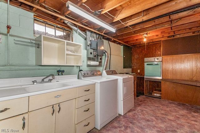 7003 Parmelee Drive, Mentor, OH 44060
