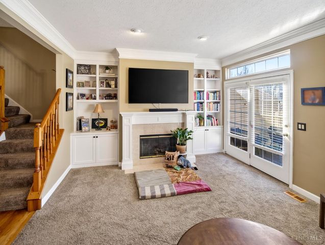 5925 Castlewood Crossing, Miami Twp, OH 45150