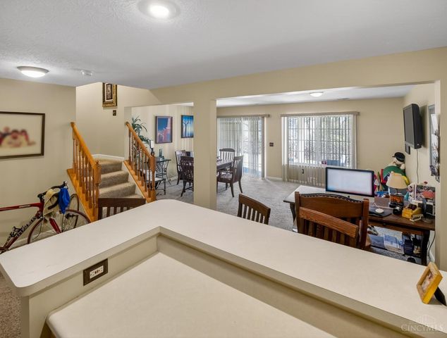 5925 Castlewood Crossing, Miami Twp, OH 45150