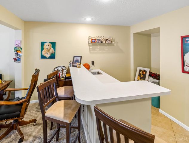 5925 Castlewood Crossing, Miami Twp, OH 45150