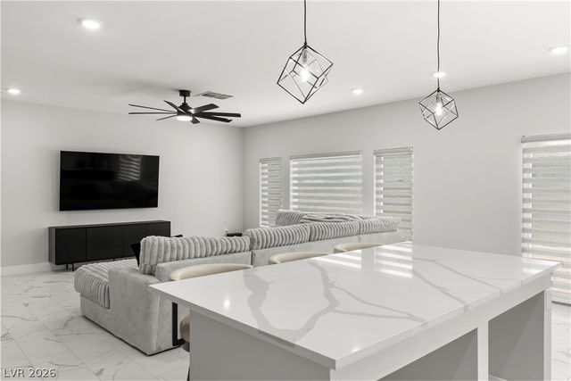 7142 Bold Rock Avenue, Las Vegas, NV 89113