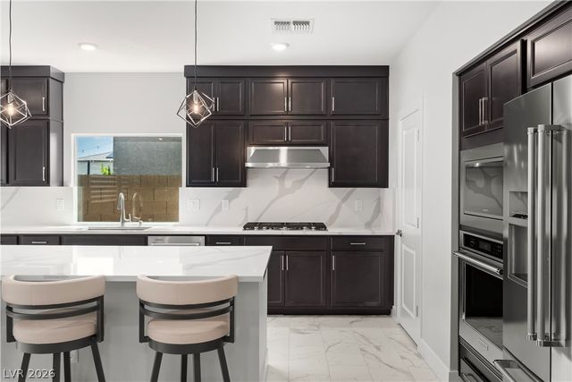 7142 Bold Rock Avenue, Las Vegas, NV 89113