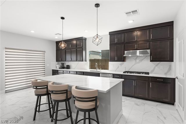 7142 Bold Rock Avenue, Las Vegas, NV 89113
