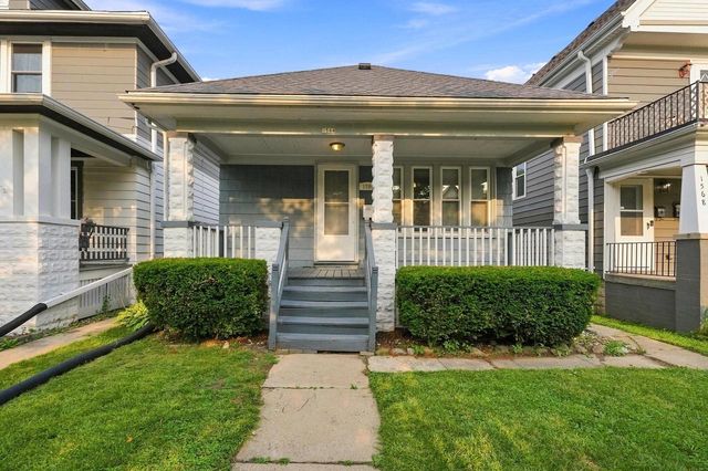 1564 S 77th STREET, West Allis, WI 53214