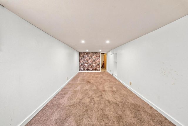 1564 S 77th STREET, West Allis, WI 53214