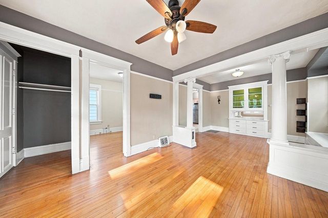 1564 S 77th STREET, West Allis, WI 53214