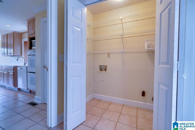 843 WILLOW OAK DRIVE, Hoover, AL 35244