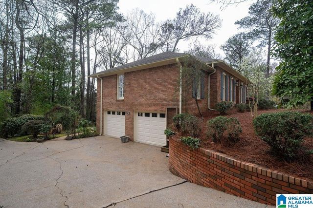 843 WILLOW OAK DRIVE, Hoover, AL 35244