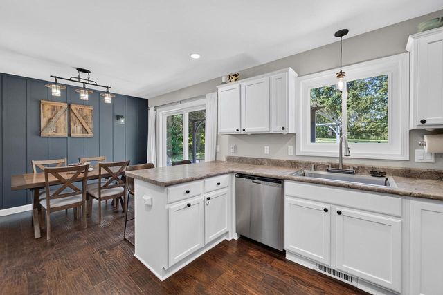 3425 Meadow Road, Verona, WI 53593