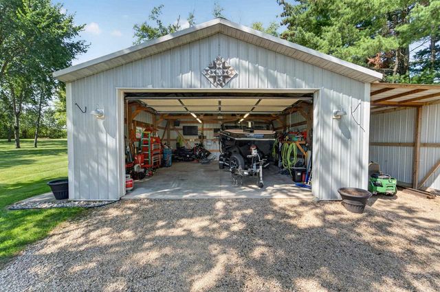 3425 Meadow Road, Verona, WI 53593