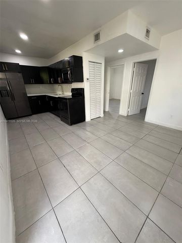 504 NW 15th Ave B, Fort Lauderdale, FL 33311