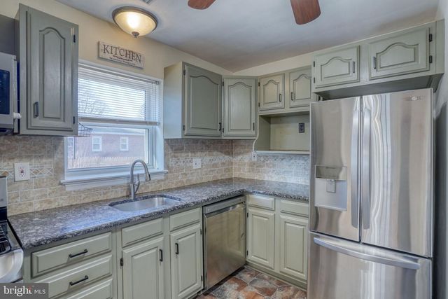 404 N LYNN DR, Wilmington, DE 19809