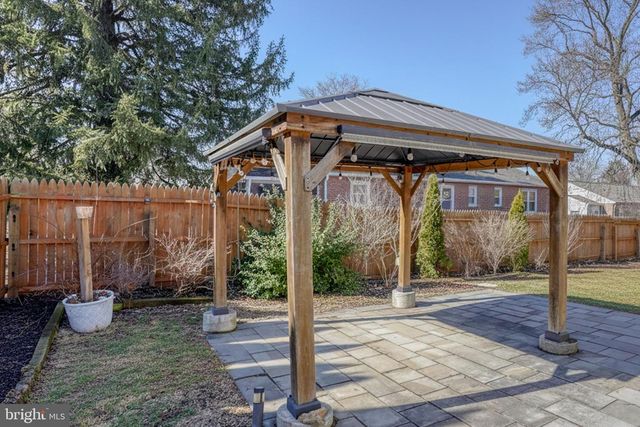 404 N LYNN DR, Wilmington, DE 19809