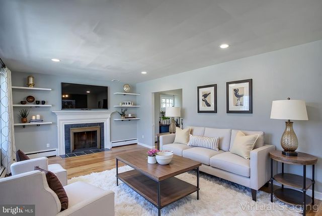 404 N LYNN DR, Wilmington, DE 19809