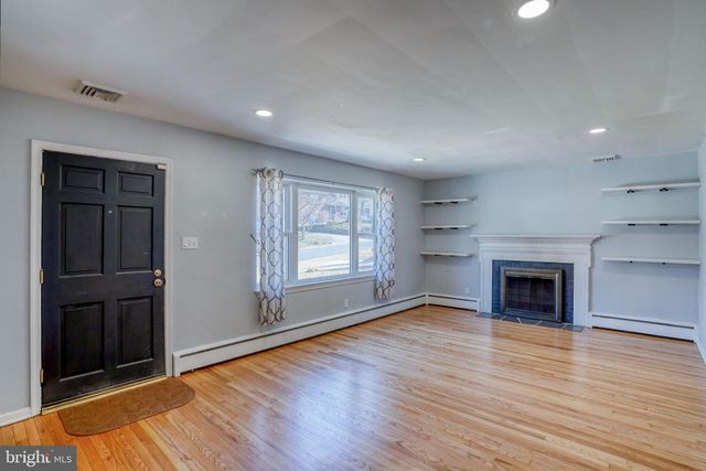 404 N LYNN DR, Wilmington, DE 19809