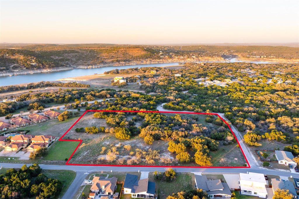 1906 Santa Rosa Ave, Lago Vista, TX 78645