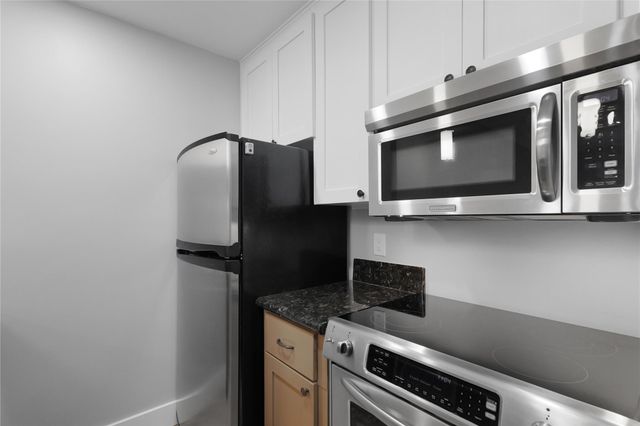 7929 Woodway Drive 4, Houston, TX 77063