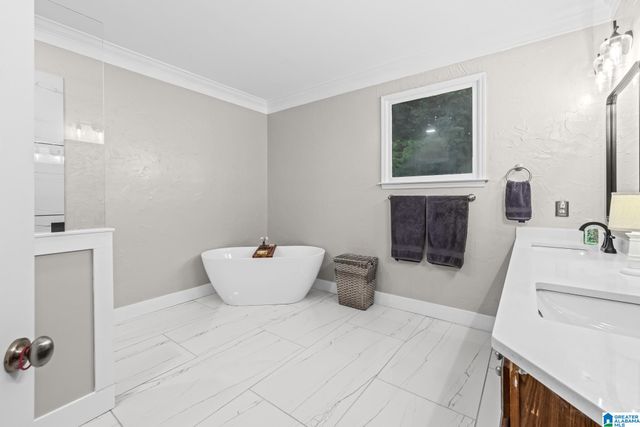 504 HILLOCK TRACE, Hoover, AL 35244