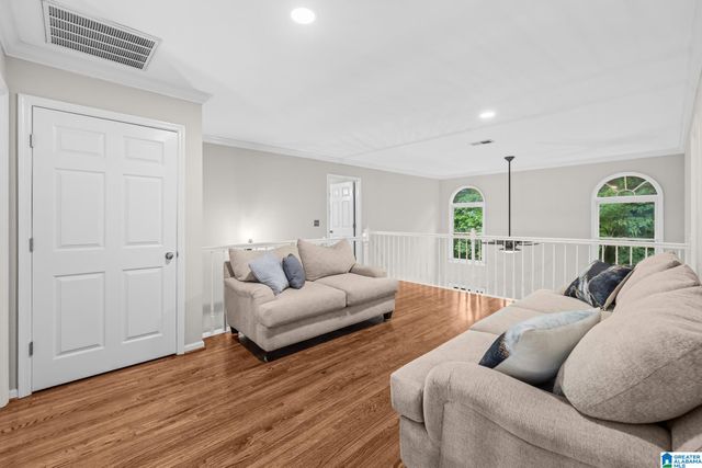 504 HILLOCK TRACE, Hoover, AL 35244