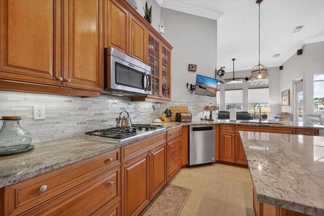 868 SW Piedmont Court, Port St. Lucie, Port St Lucie, FL 34986