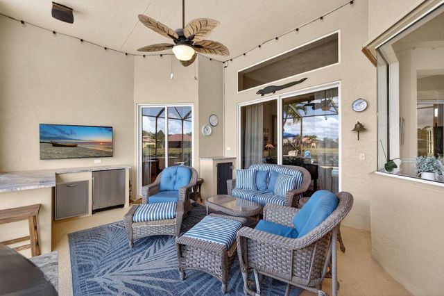 868 SW Piedmont Court, Port St. Lucie, Port St Lucie, FL 34986