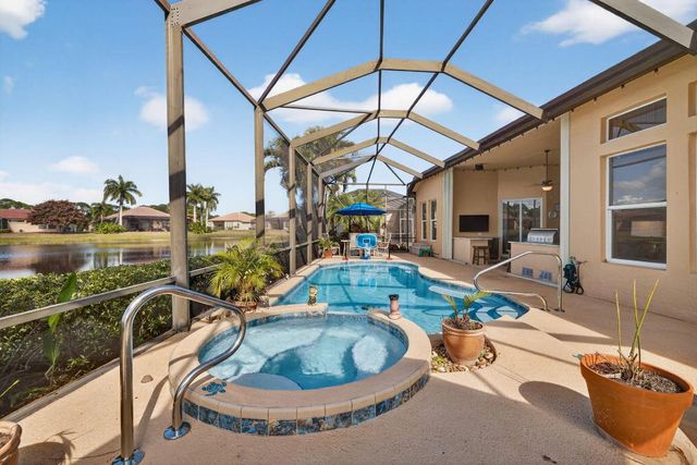 868 SW Piedmont Court, Port St. Lucie, Port St Lucie, FL 34986