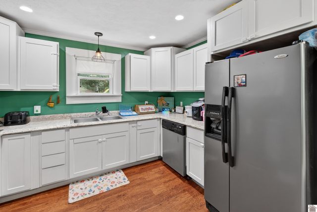 525 W 12th Street, Benton, KY 42025