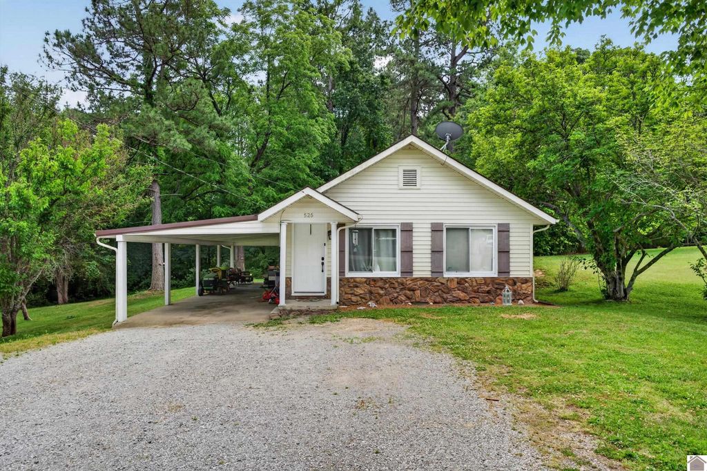 525 W 12th Street, Benton, KY 42025