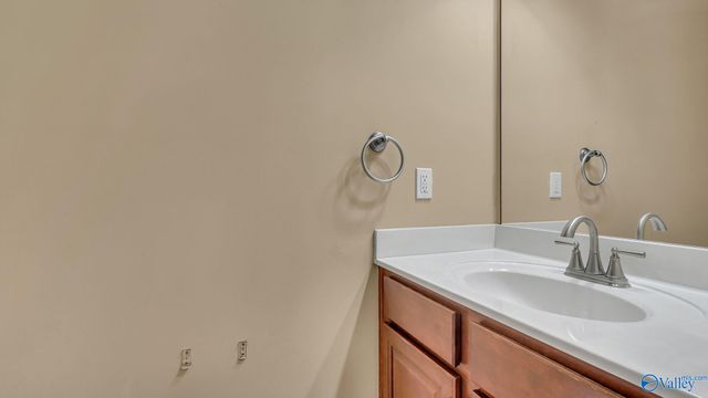 304 Summerglen Road SW, Madison, AL 35756