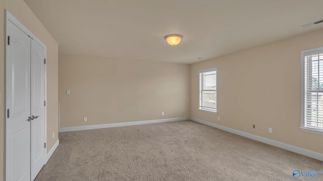 304 Summerglen Road SW, Madison, AL 35756