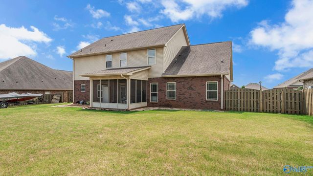 304 Summerglen Road SW, Madison, AL 35756