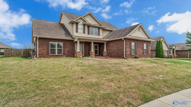 304 Summerglen Road SW, Madison, AL 35756