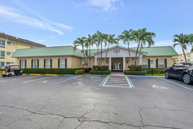 18 Colonial Club Drive 203, Boynton Beach, FL 33435