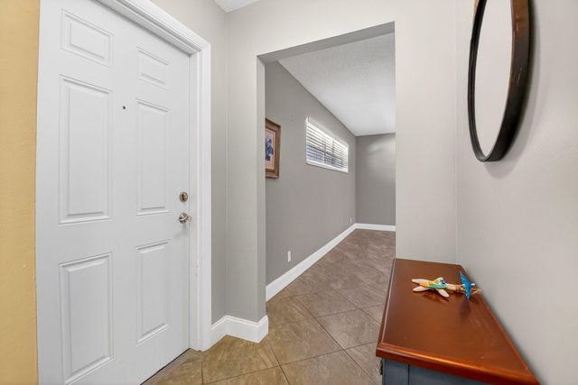 18 Colonial Club Drive 203, Boynton Beach, FL 33435