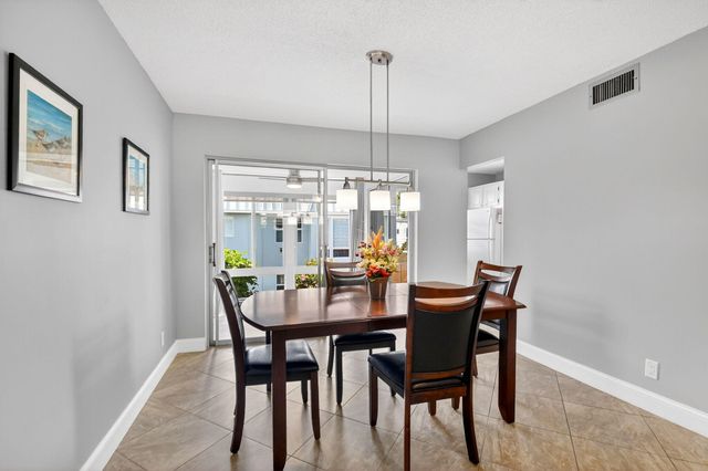 18 Colonial Club Drive 203, Boynton Beach, FL 33435