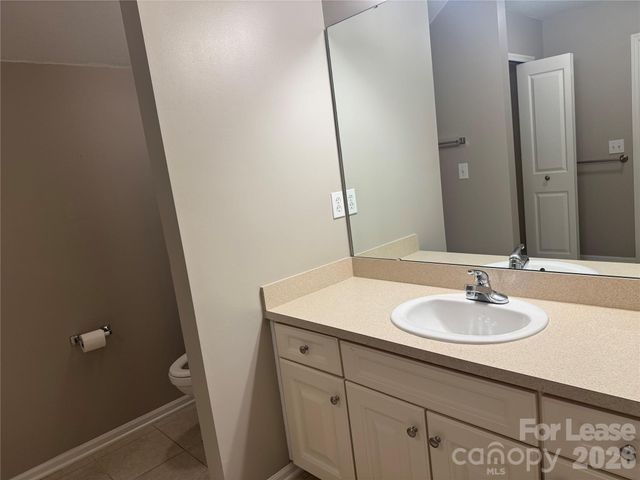 2416 Coltsview Road, Matthews, NC 28105