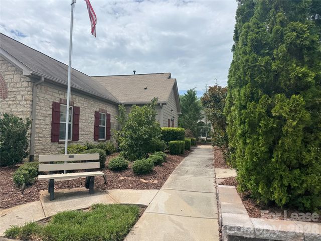 2416 Coltsview Road, Matthews, NC 28105