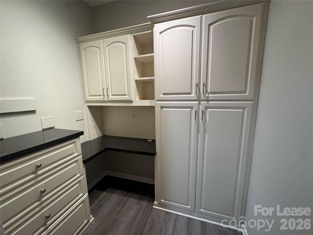 2416 Coltsview Road, Matthews, NC 28105