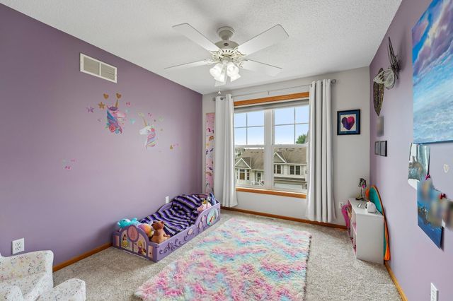 20651 Hampshire Way, Lakeville, MN 55044