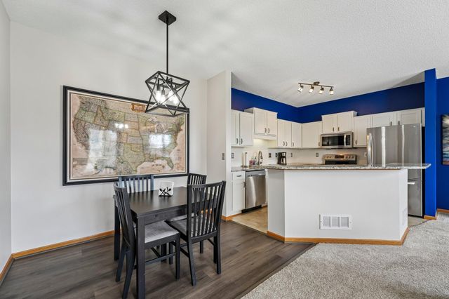20651 Hampshire Way, Lakeville, MN 55044