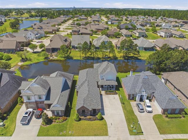 5842 Weeping Willow Drive, Lake Charles, LA 70605