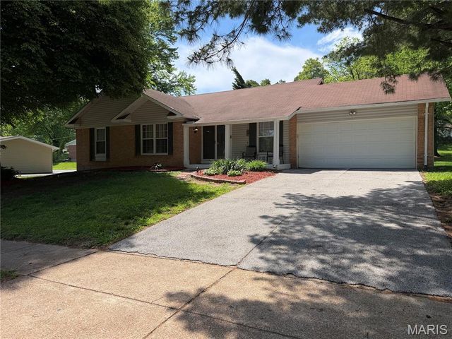 12455 Rocket Drive, Florissant, MO 63033