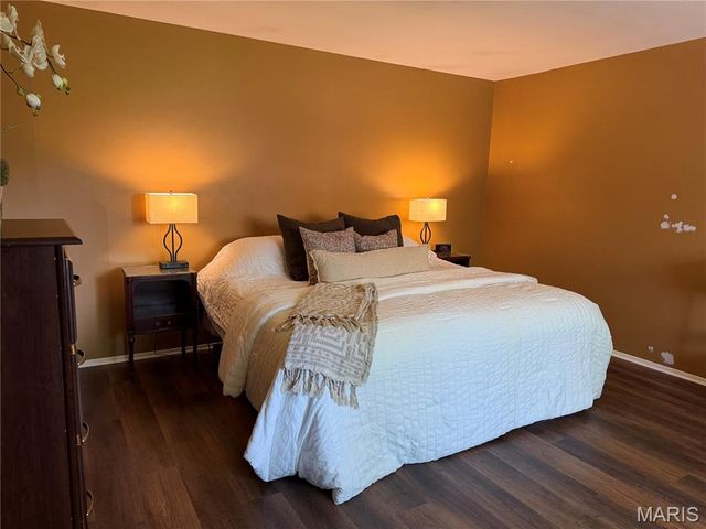 12455 Rocket Drive, Florissant, MO 63033