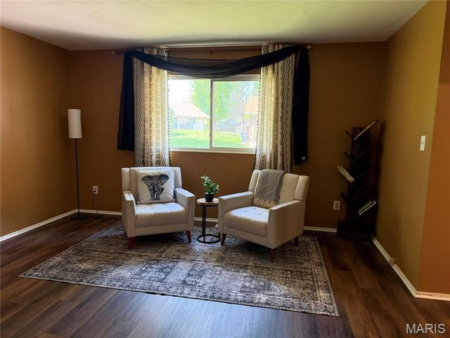 12455 Rocket Drive, Florissant, MO 63033
