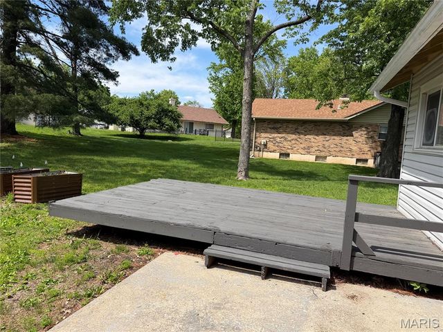 12455 Rocket Drive, Florissant, MO 63033