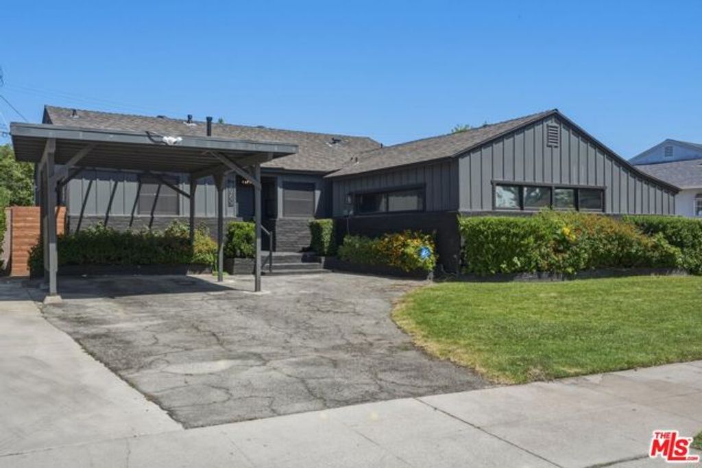 7960 Aldea Avenue, Van Nuys (los Angeles), CA 91406