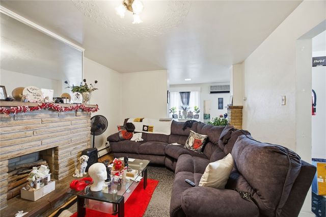 175 Saint Joseph St, Mt Oliver, PA 15210