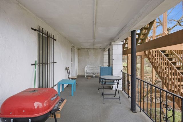 175 Saint Joseph St, Mt Oliver, PA 15210